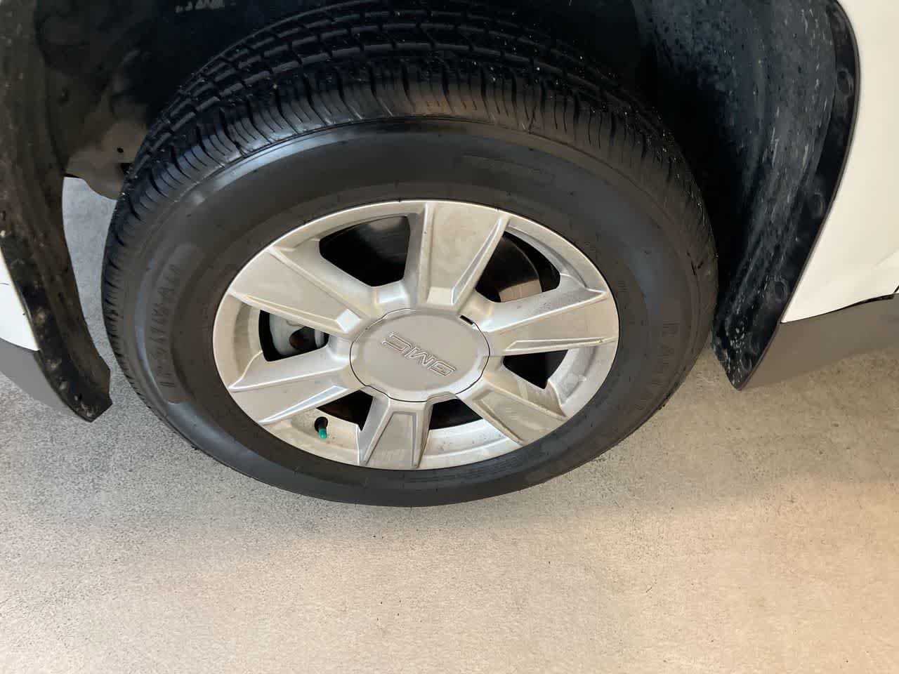 Thumbnail: 2012 GMC Terrain - 10