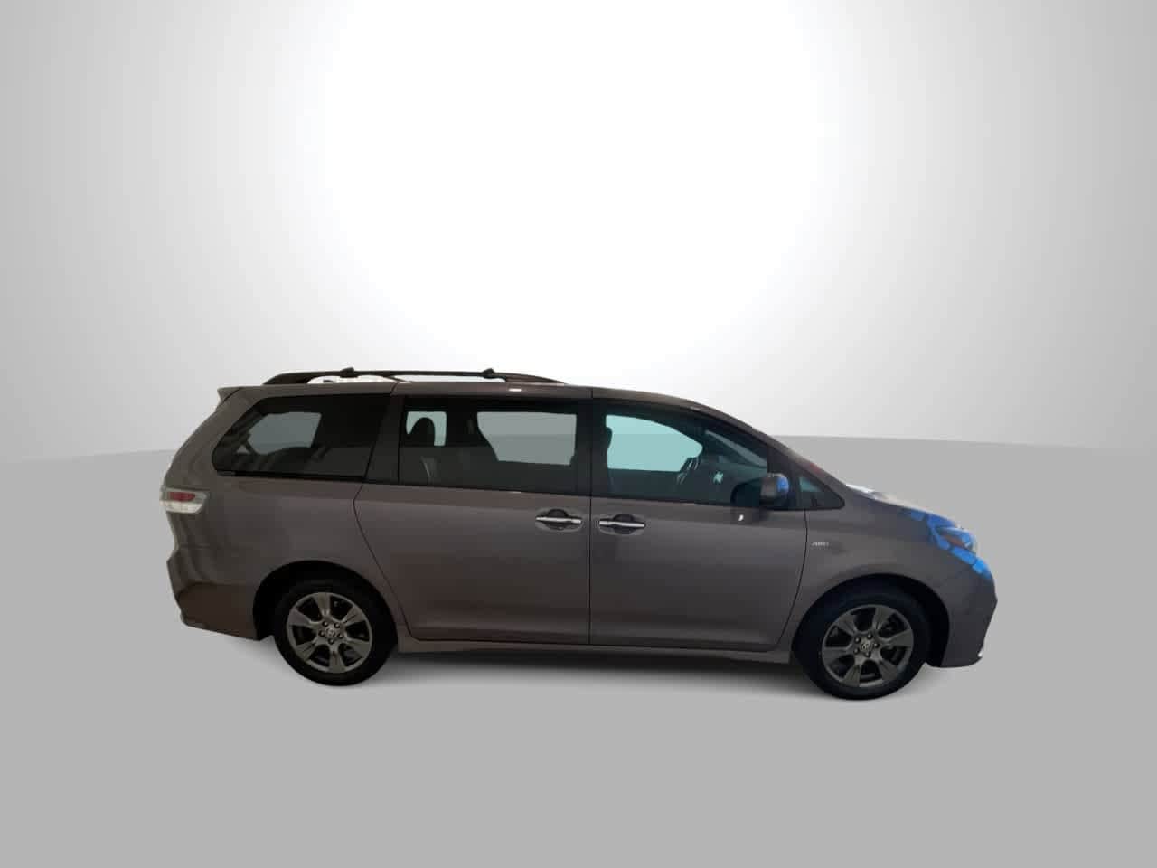 Thumbnail: 2020 Toyota Sienna - 9