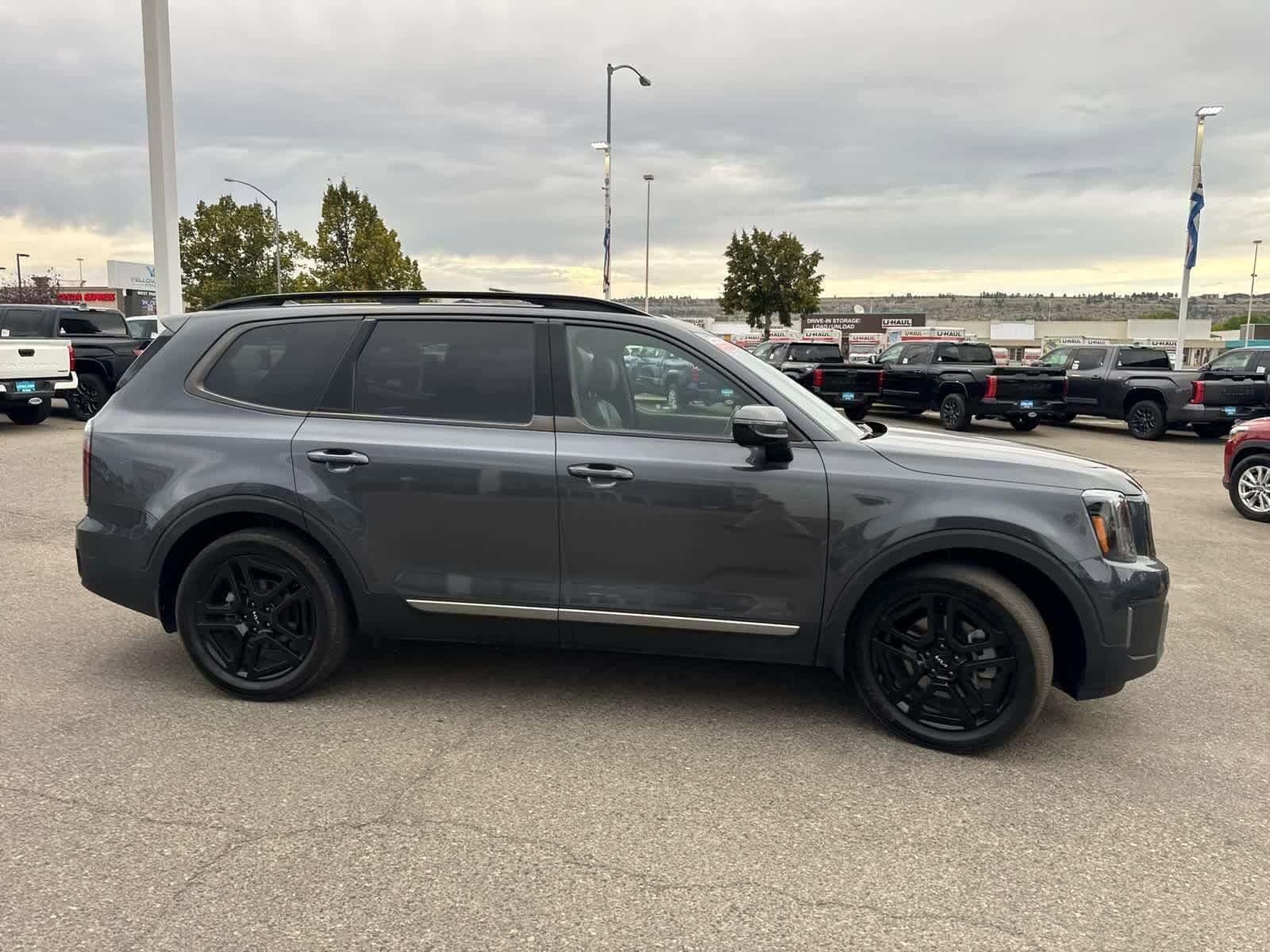 Thumbnail: 2023 Kia Telluride - 15