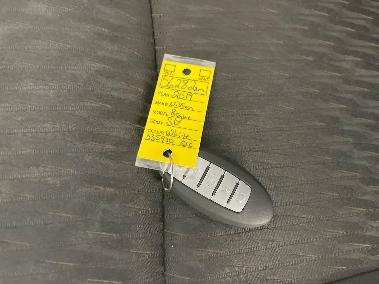 Thumbnail: 2019 Nissan Rogue - 25