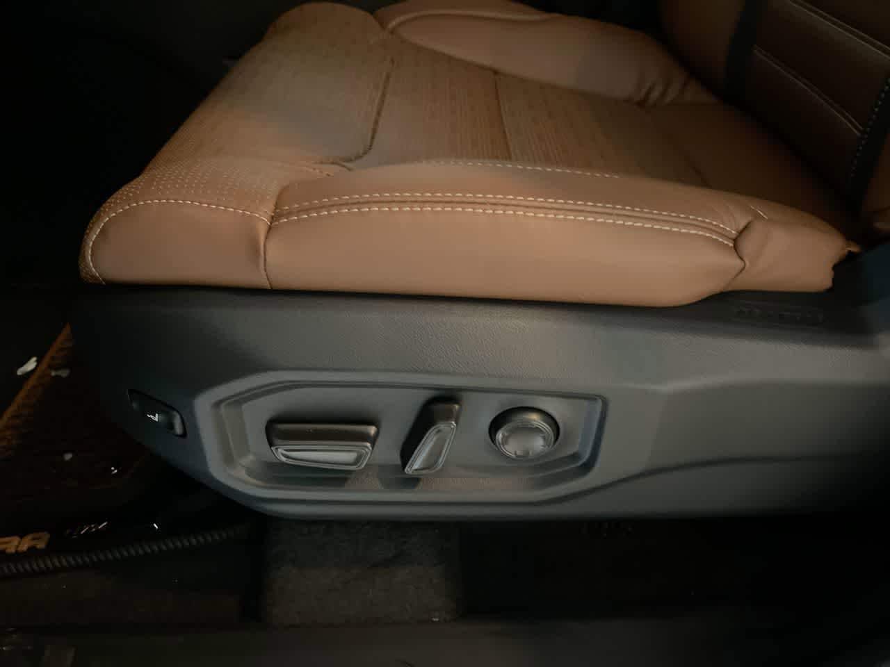 Thumbnail: 2026 Toyota Tundra - 12