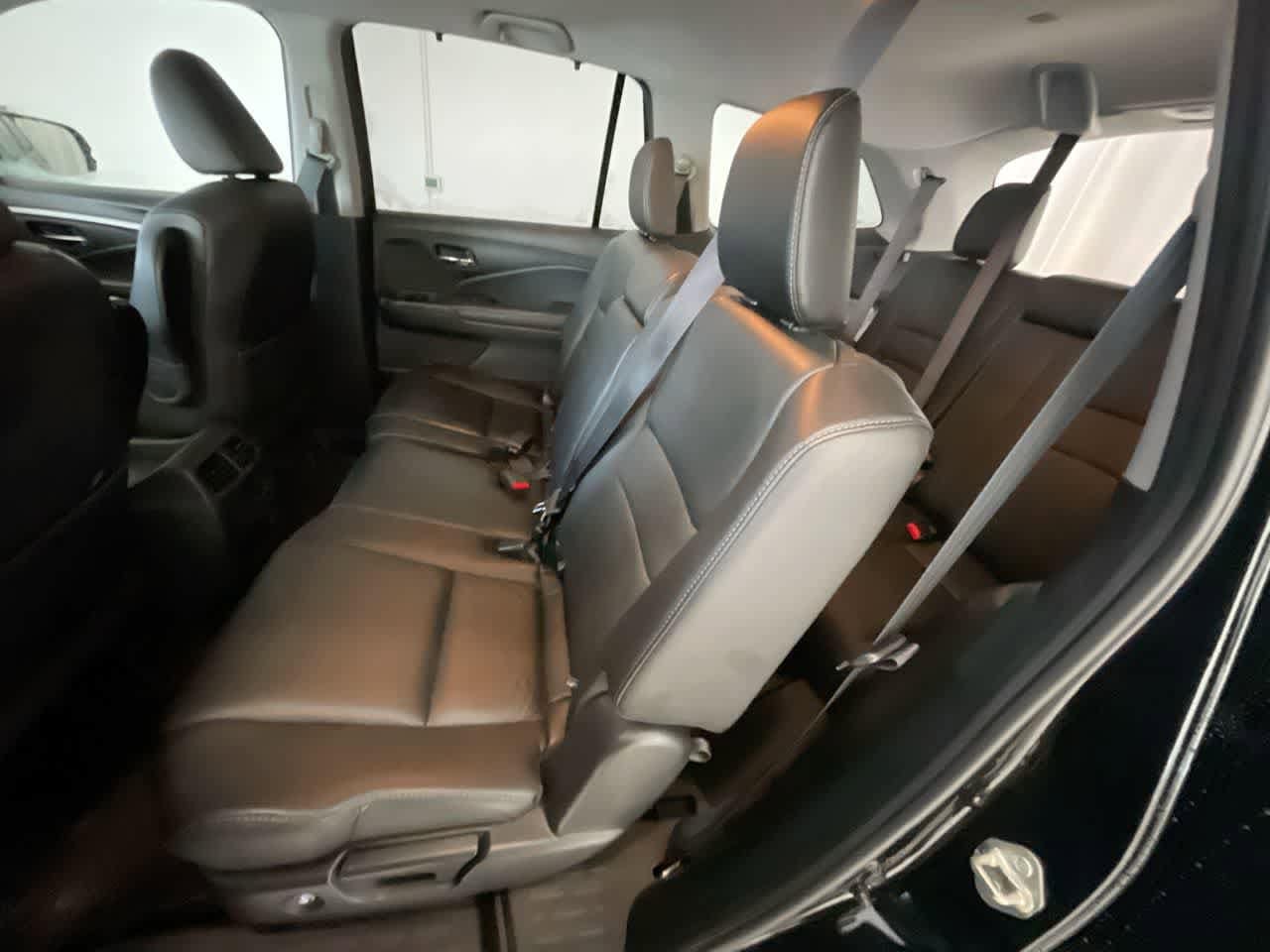 Thumbnail: 2021 Honda Pilot - 23