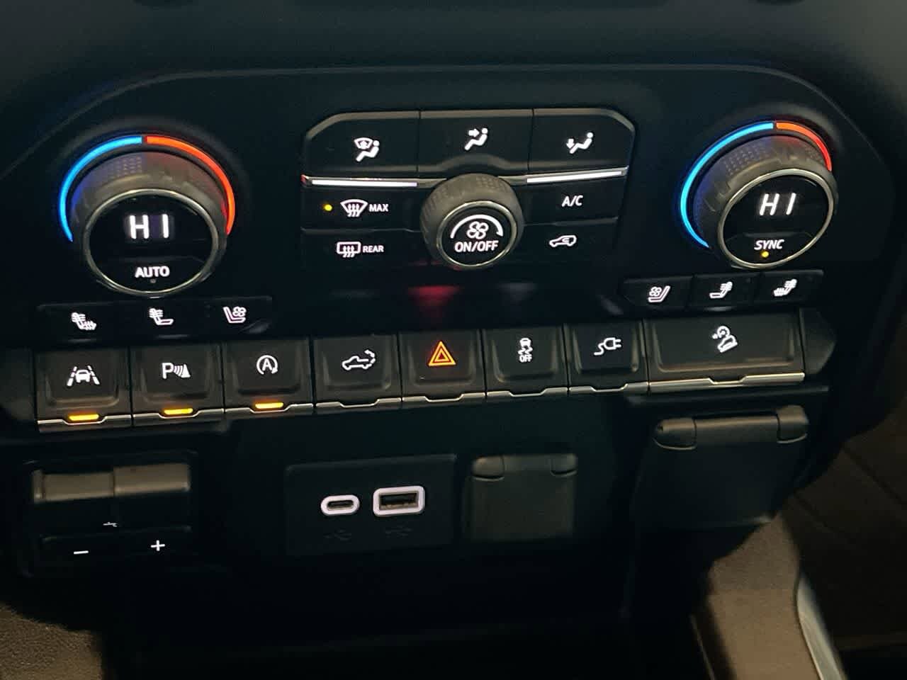 Thumbnail: 2021 Chevrolet Silverado 1500 - 19