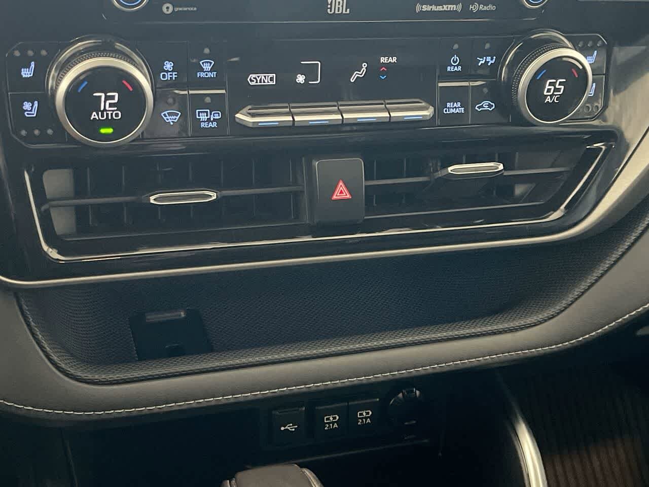 Thumbnail: 2021 Toyota Highlander - 19