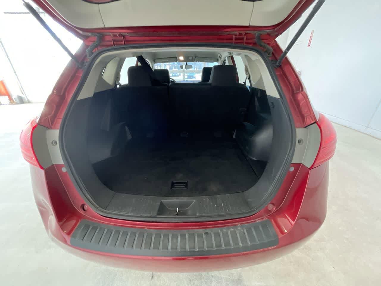 Thumbnail: 2014 Nissan Rogue - 22