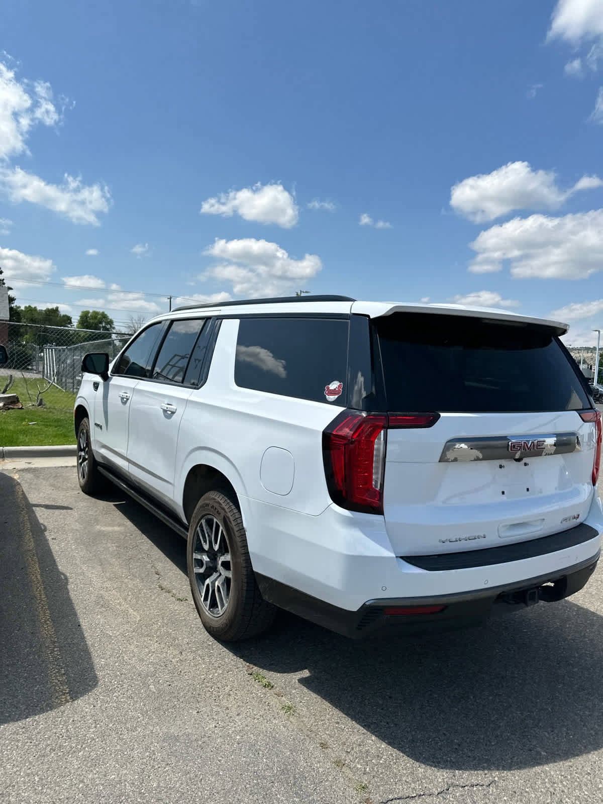 2021 GMC Yukon XL AT4 10