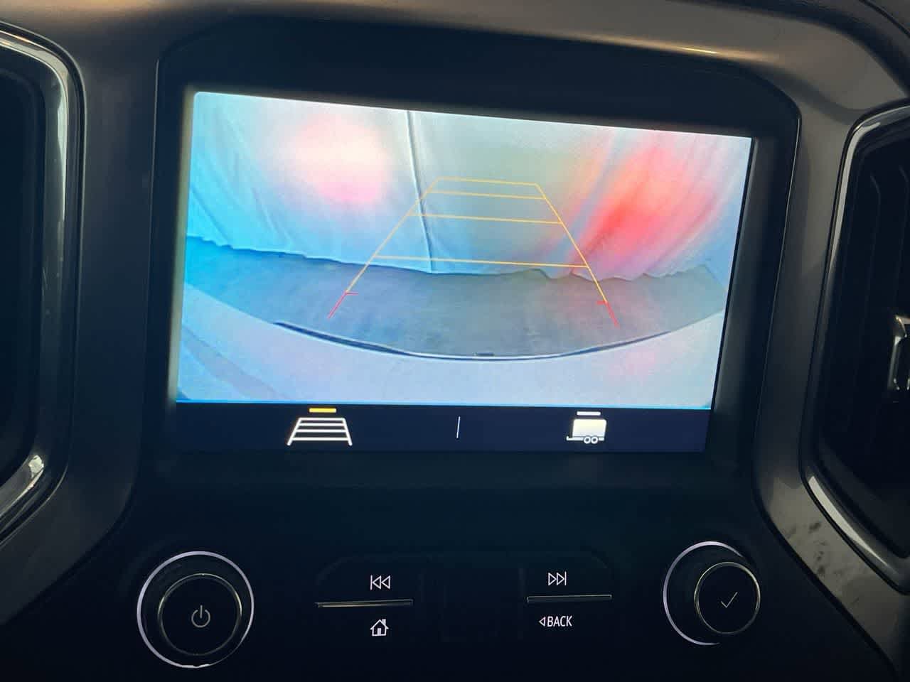 Thumbnail: 2020 Chevrolet Silverado 1500 - 17