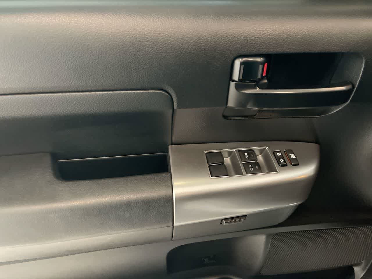 Thumbnail: 2019 Toyota Sequoia - 13