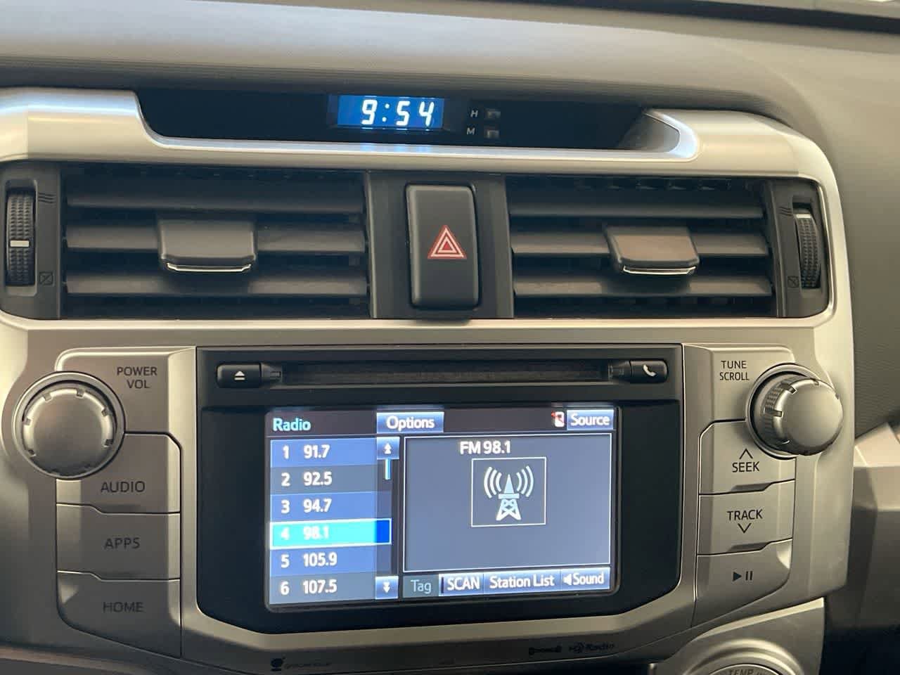 Thumbnail: 2017 Toyota 4Runner - 16