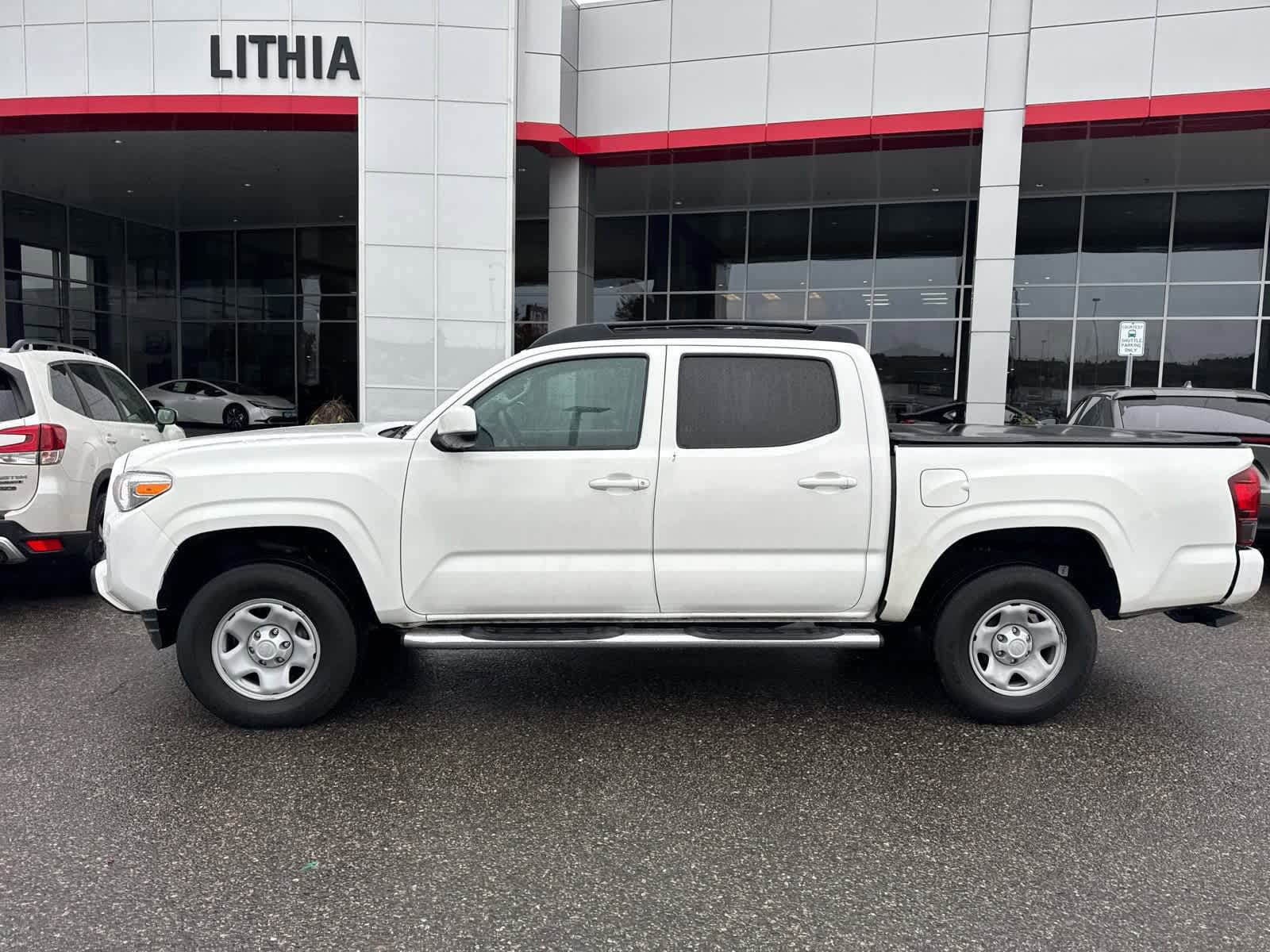 Thumbnail: 2022 Toyota Tacoma - 3