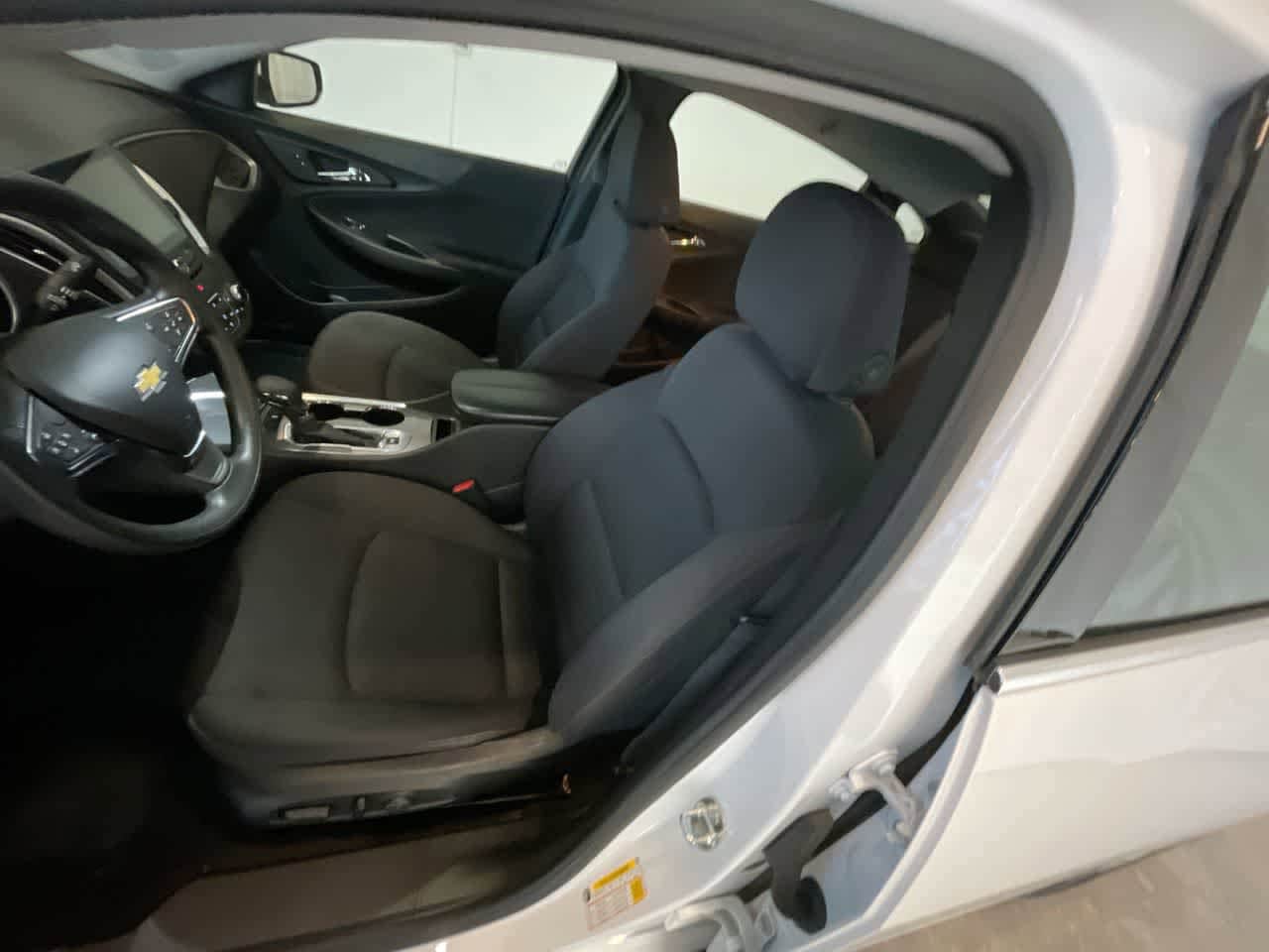 Thumbnail: 2023 Chevrolet Malibu - 11