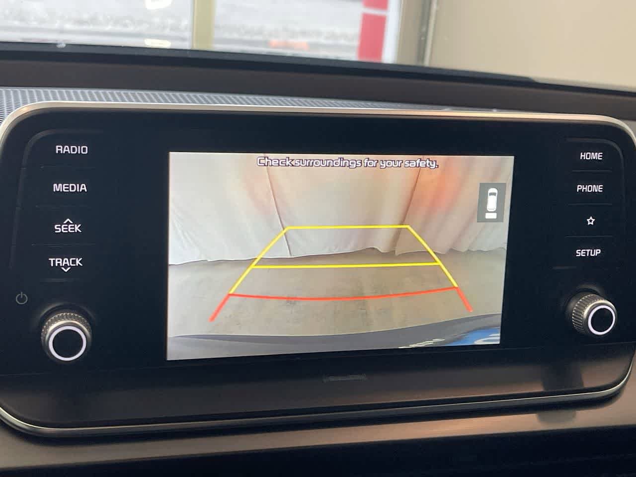 Thumbnail: 2020 Kia Telluride - 17