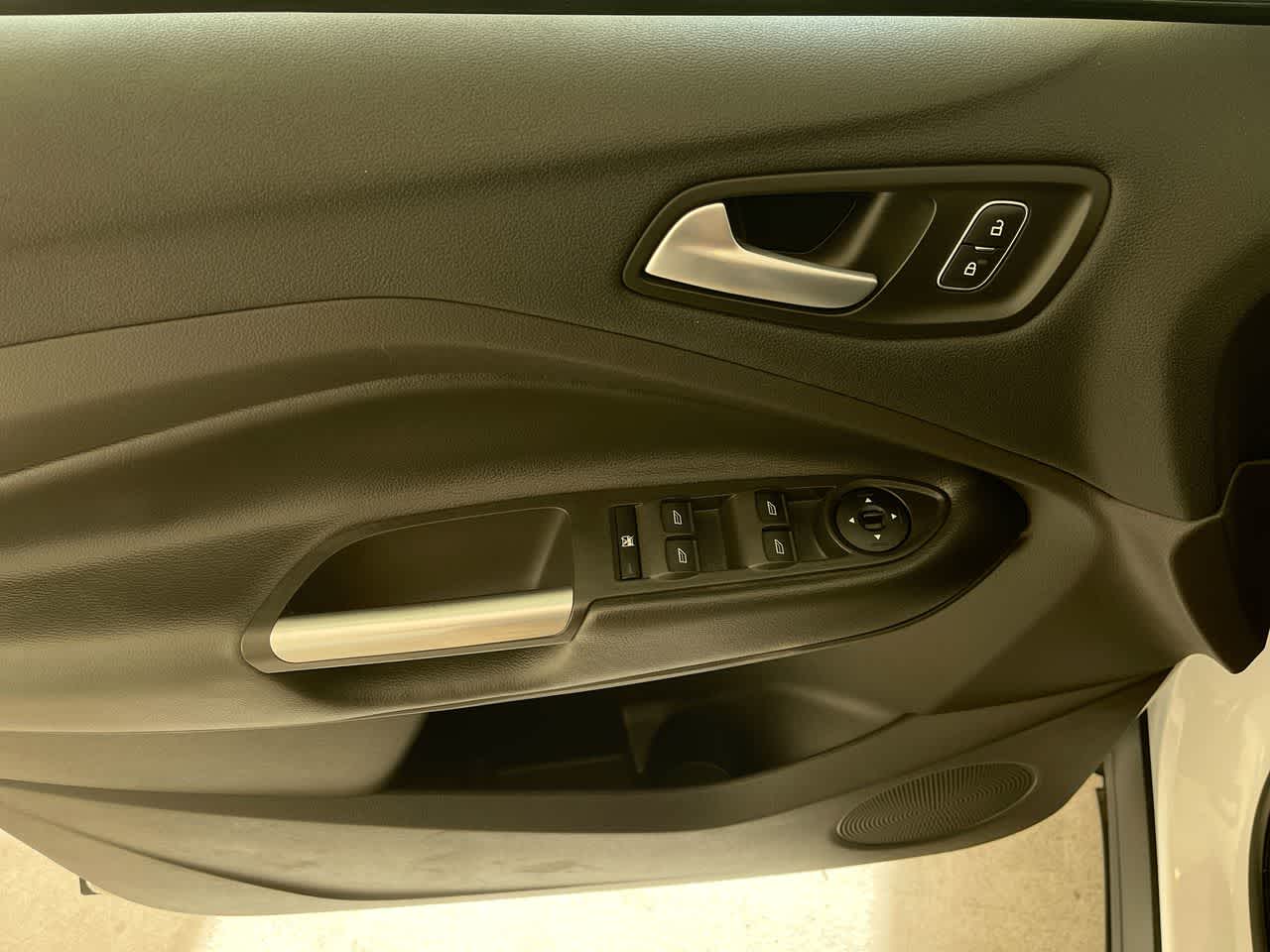 Thumbnail: 2018 Ford Escape - 13