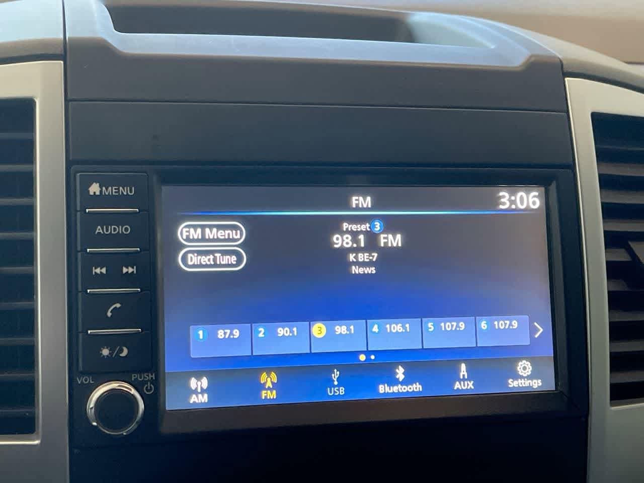 Thumbnail: 2021 Nissan Frontier - 16