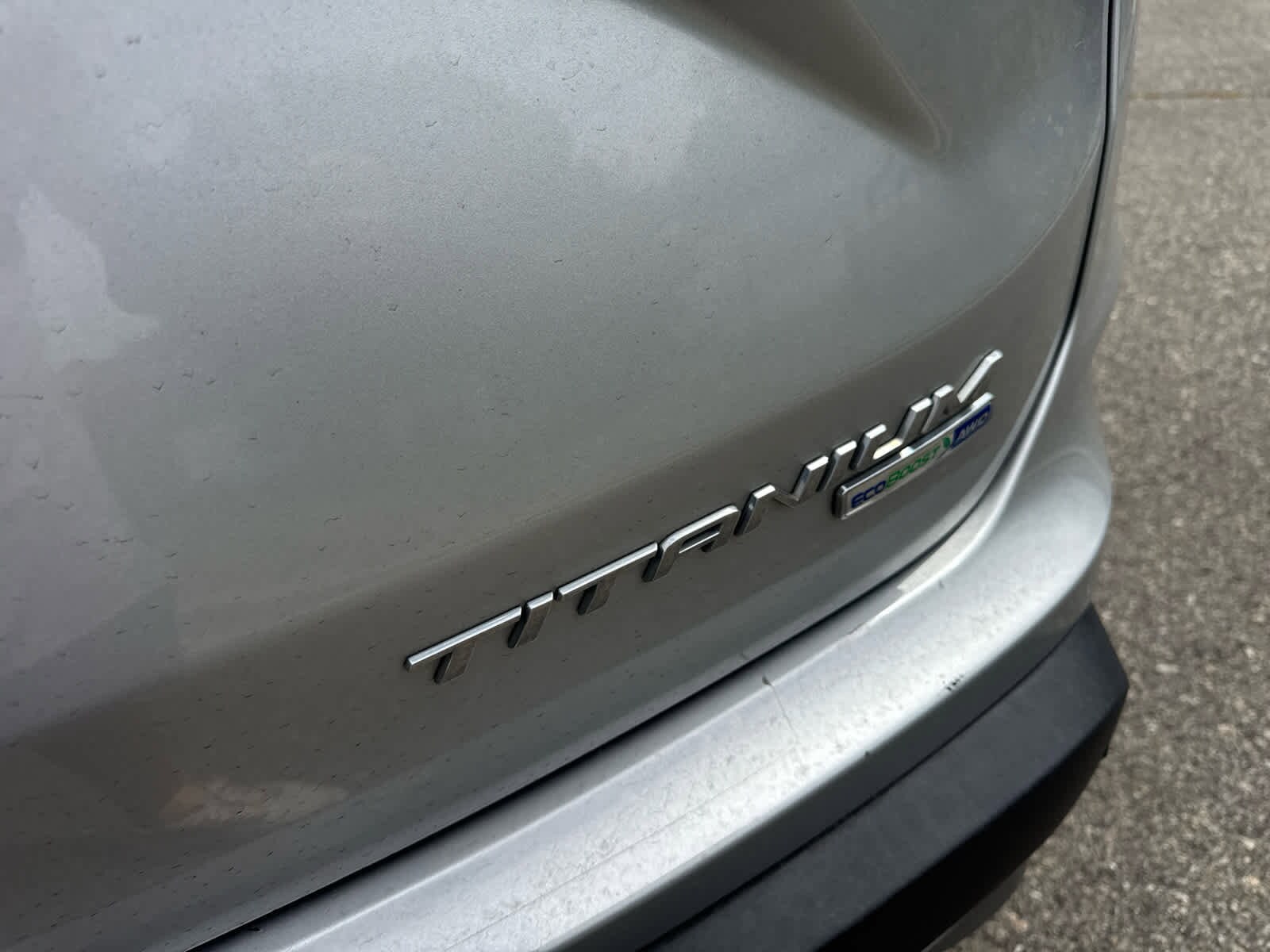 2019 Ford Edge Titanium 27