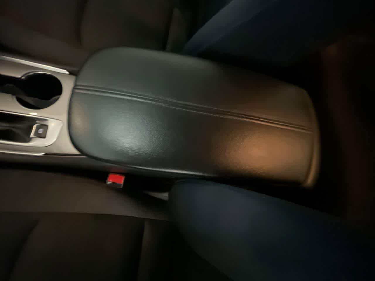 Thumbnail: 2023 Chevrolet Malibu - 21