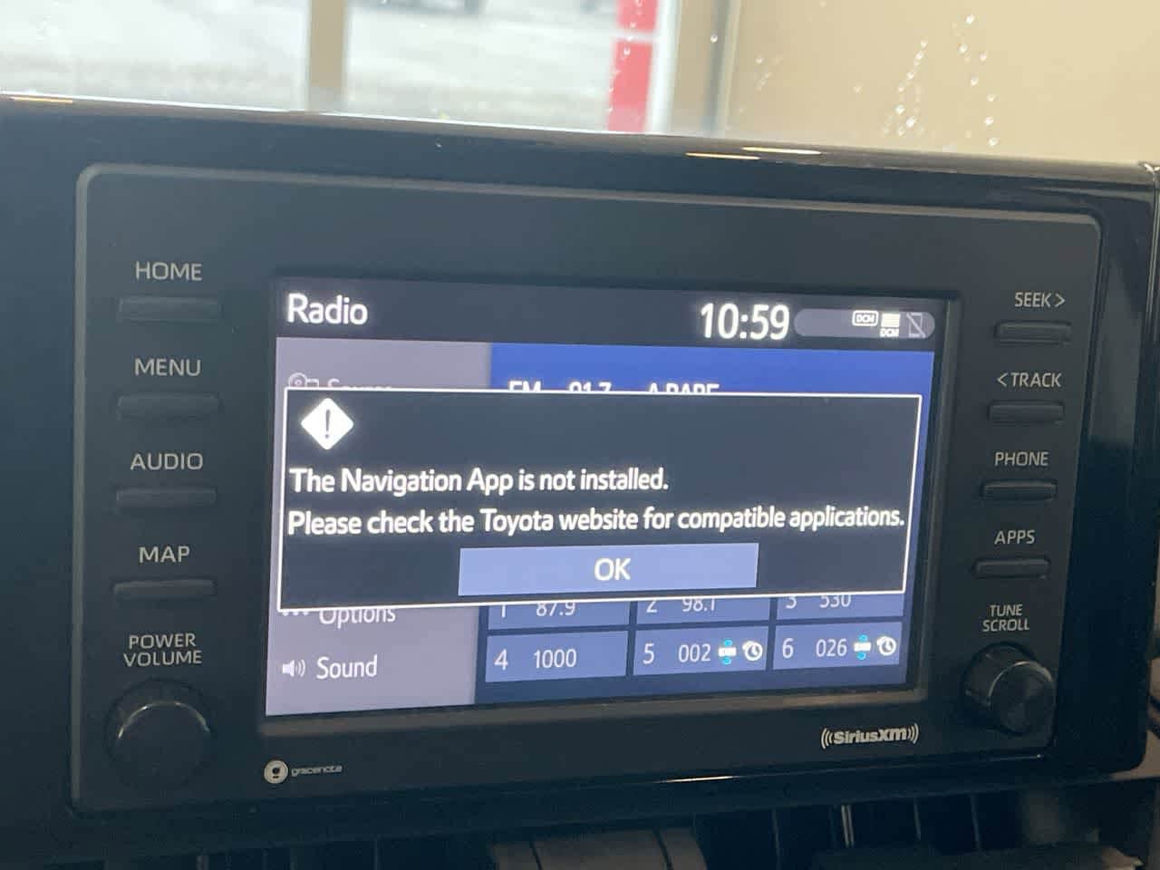 Thumbnail: 2022 Toyota RAV4 - 18