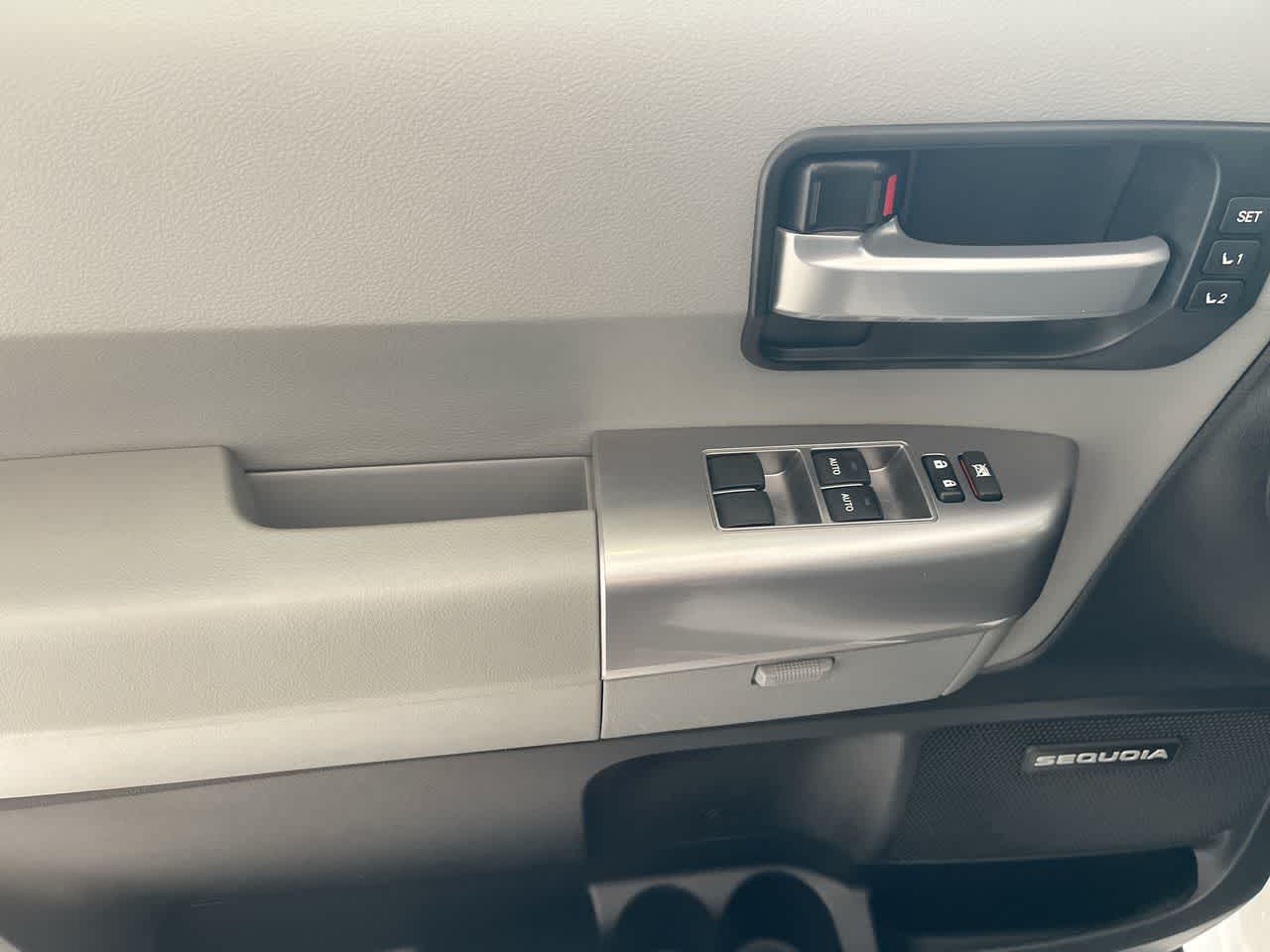 Thumbnail: 2021 Toyota Sequoia - 12