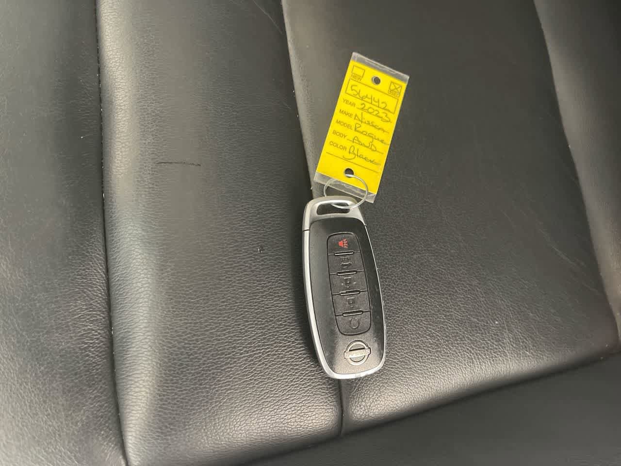 Thumbnail: 2023 Nissan Rogue - 27