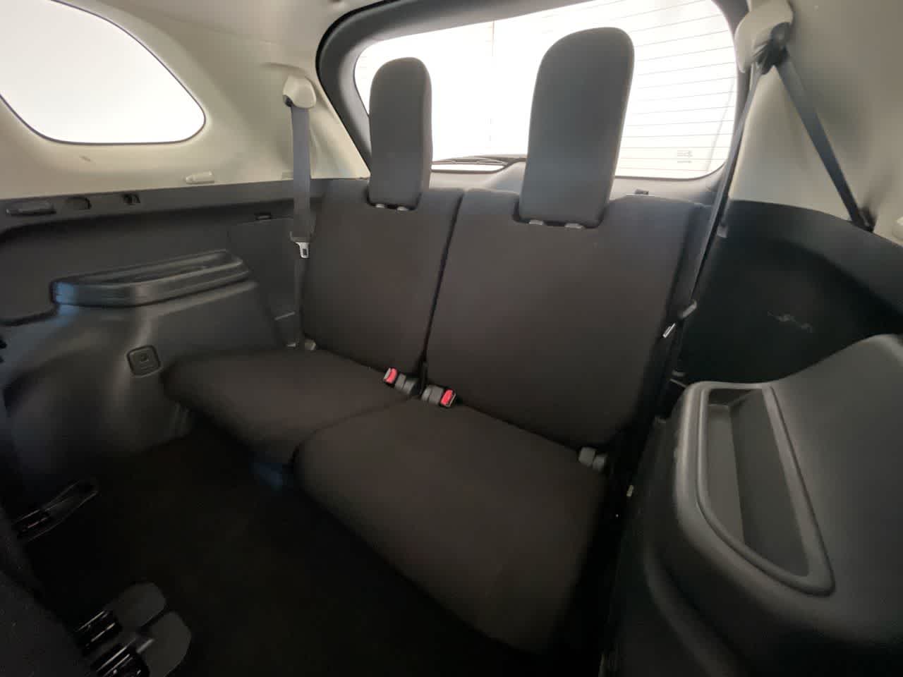 Thumbnail: 2020 Mitsubishi Outlander - 21