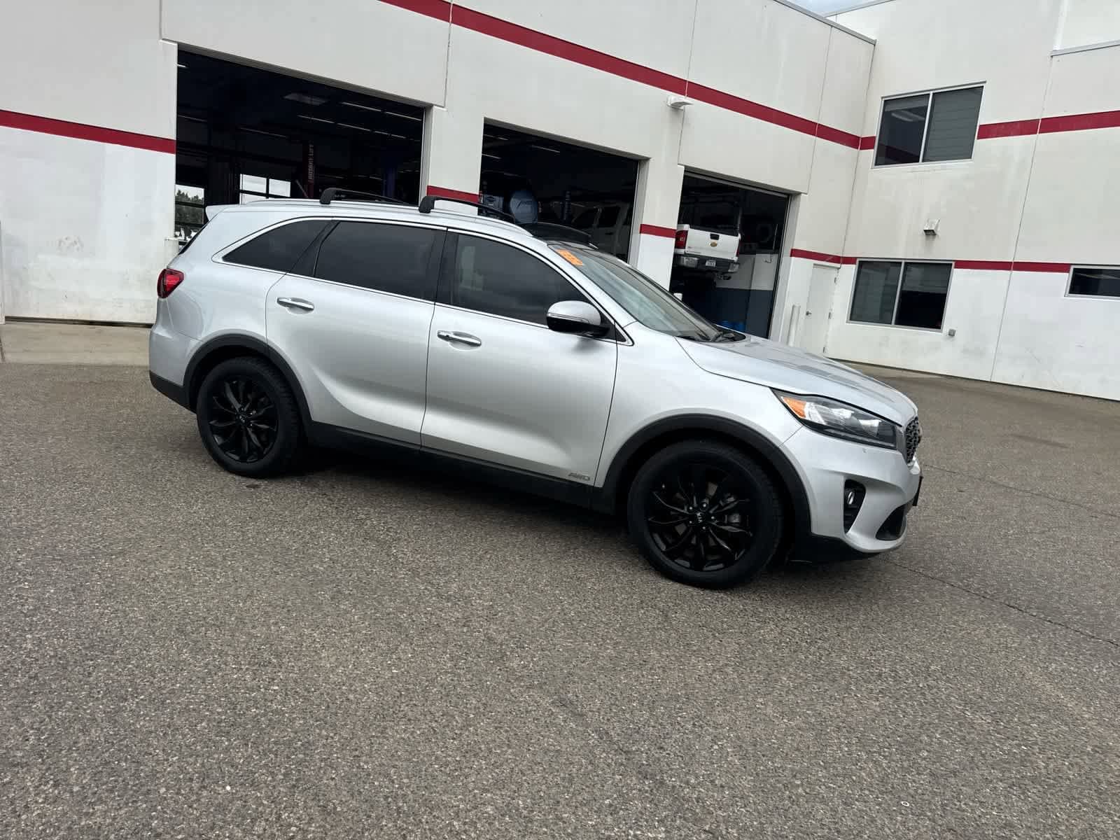 Thumbnail: 2020 Kia Sorento - 6