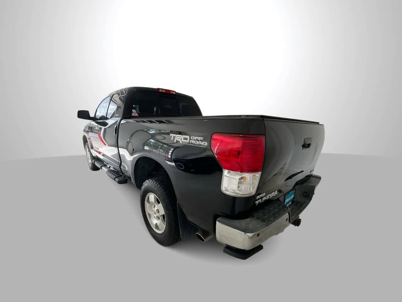 Thumbnail: 2011 Toyota Tundra - 6
