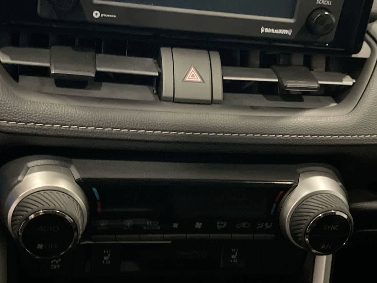 Thumbnail: 2020 Toyota RAV4 - 19