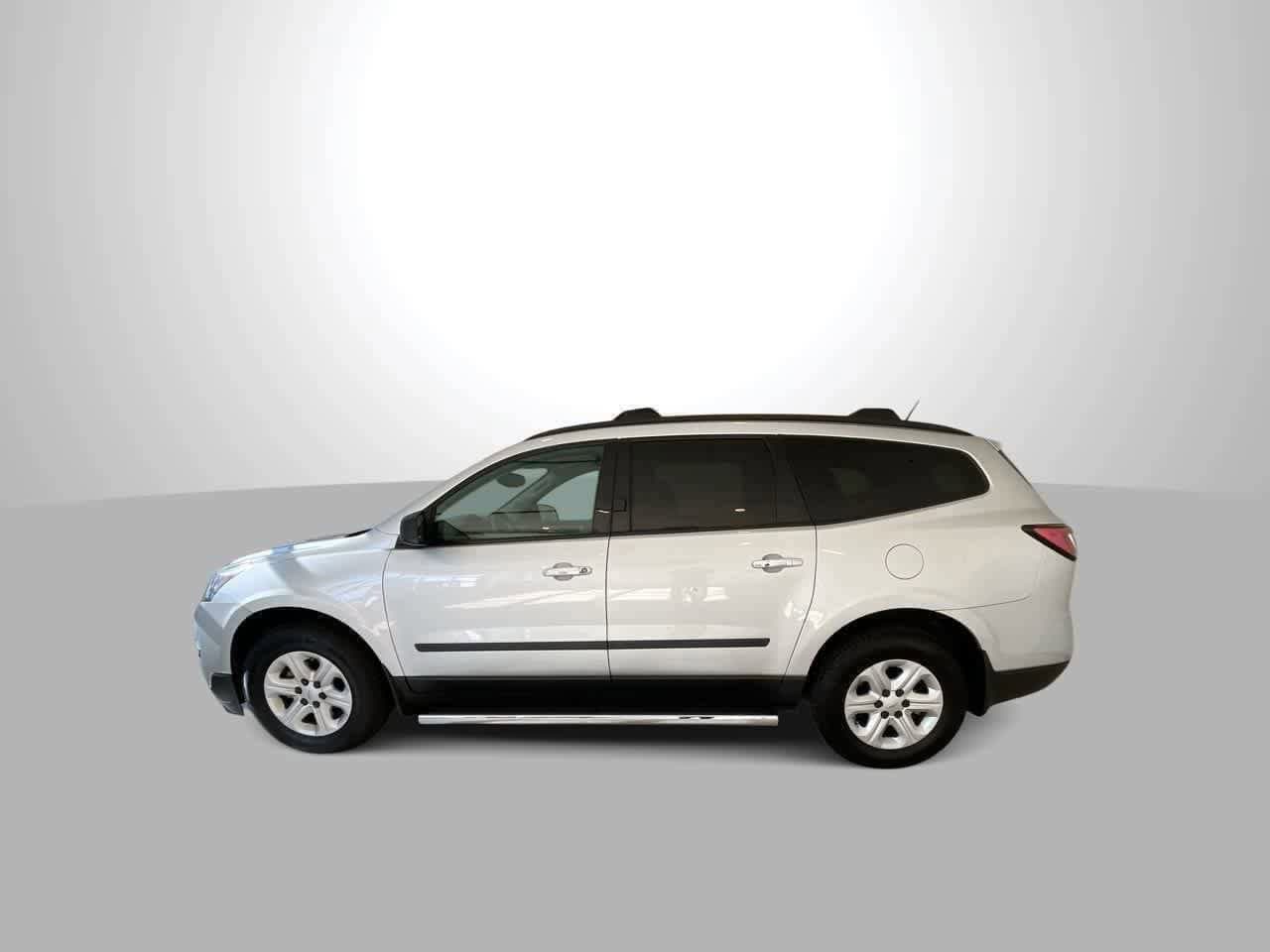 Thumbnail: 2016 Chevrolet Traverse - 4