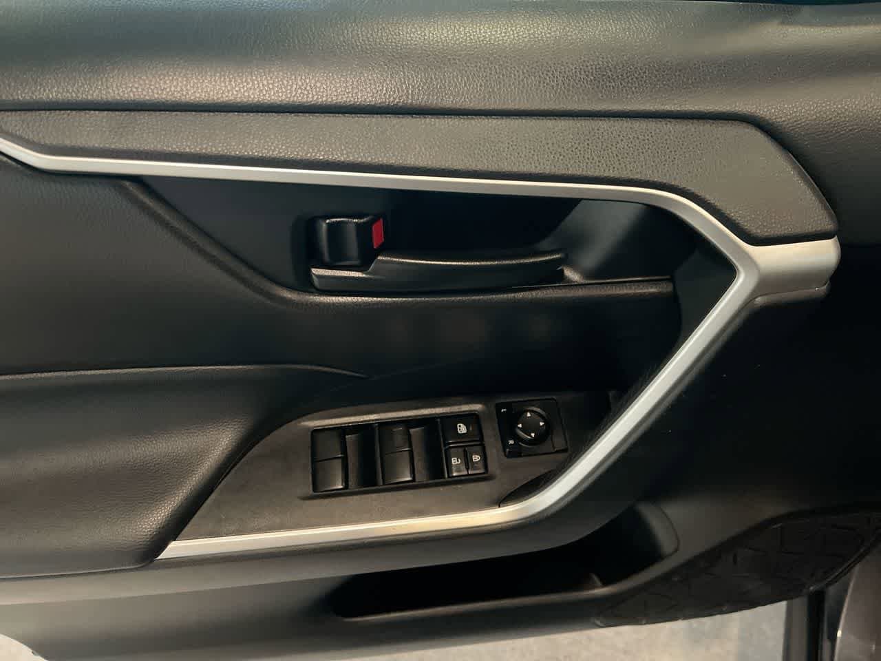 Thumbnail: 2024 Toyota RAV4 - 13