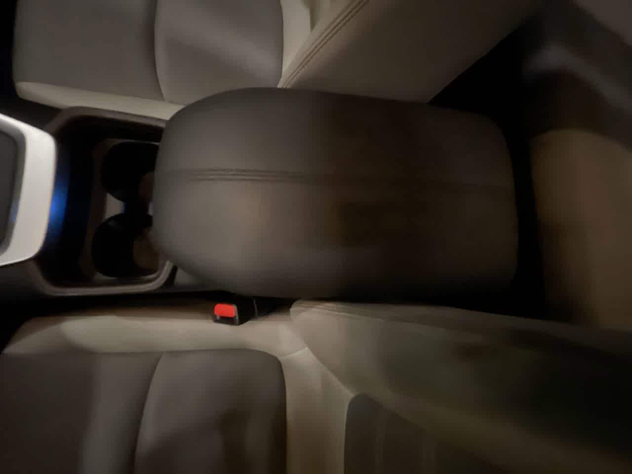 Thumbnail: 2019 Toyota RAV4 - 21