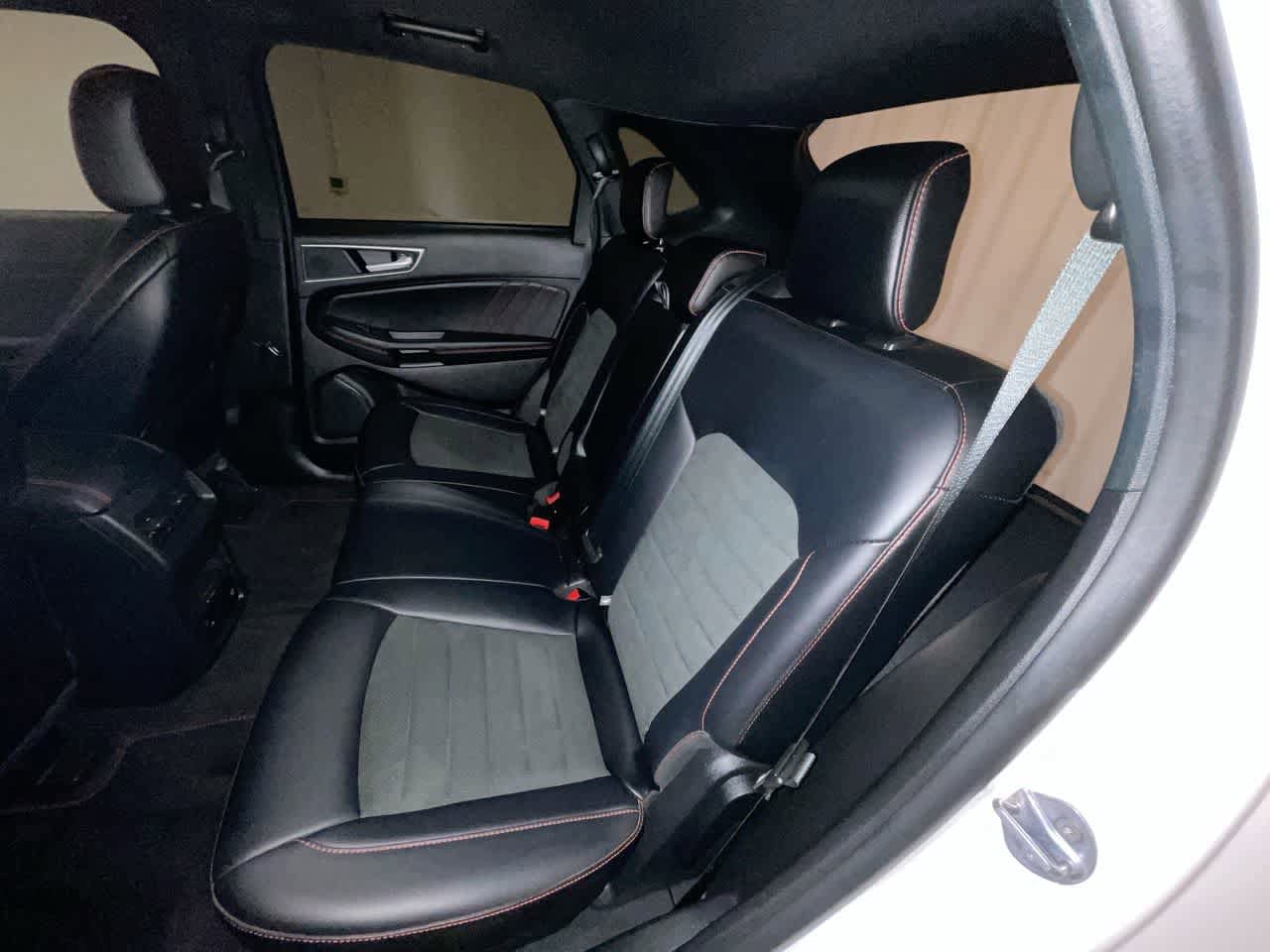 Thumbnail: 2024 Ford Edge - 21