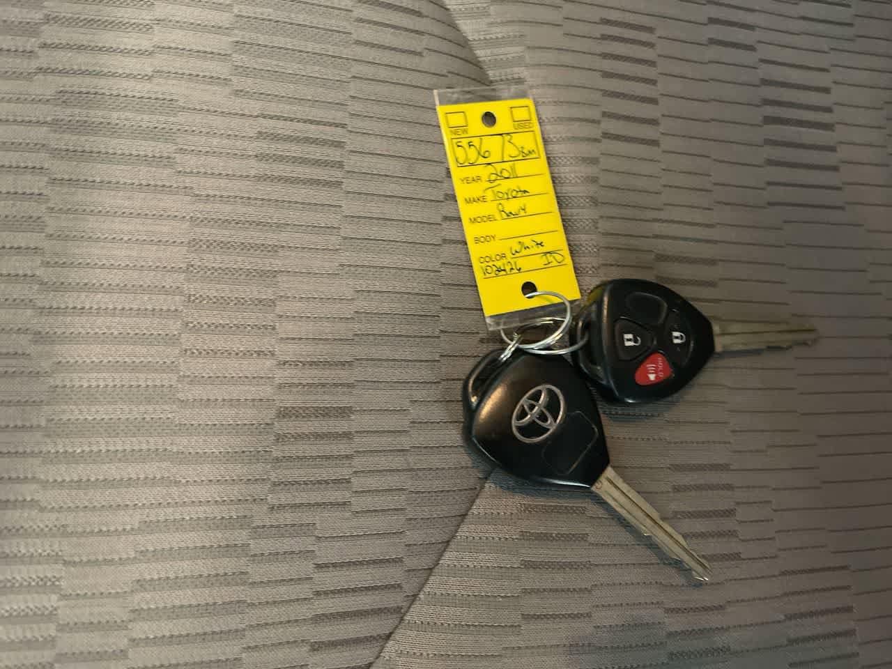 Thumbnail: 2011 Toyota RAV4 - 24