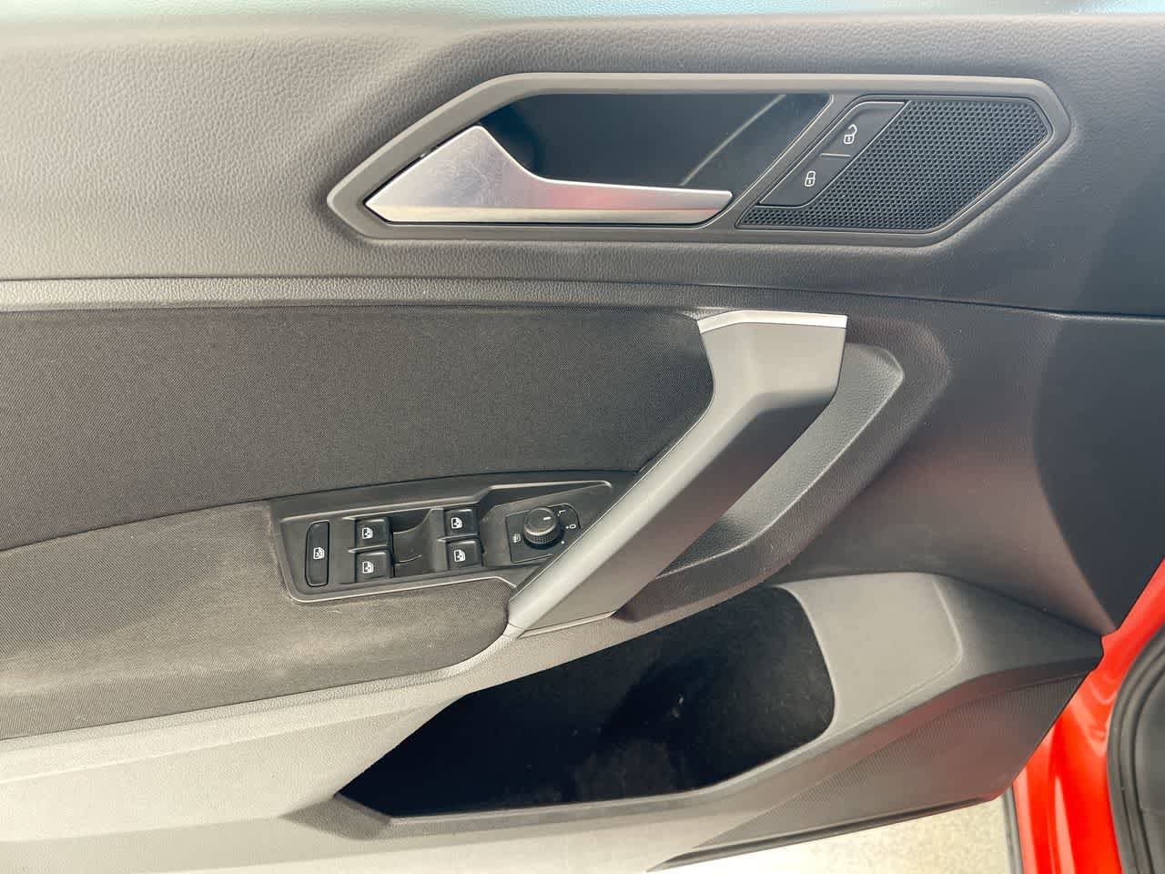 Thumbnail: 2019 Volkswagen Tiguan - 13