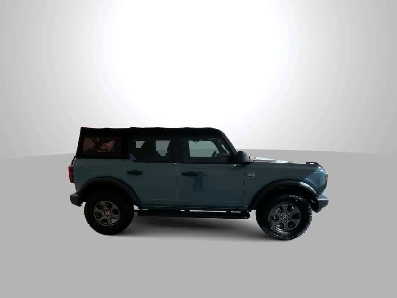 Thumbnail: 2022 Ford Bronco - 7