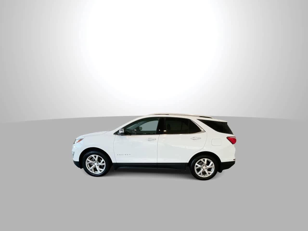 Thumbnail: 2021 Chevrolet Equinox - 5