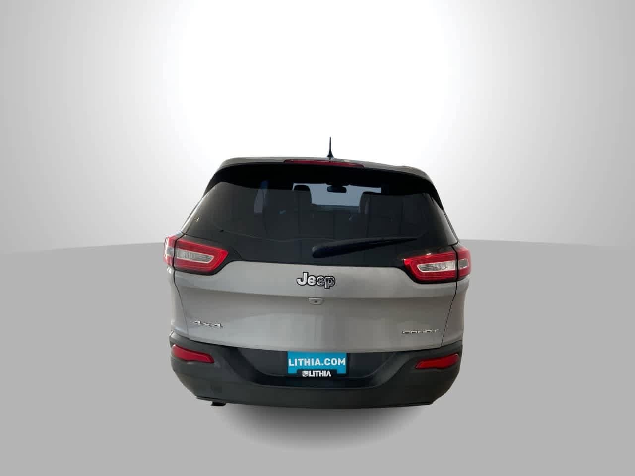 Thumbnail: 2016 Jeep Cherokee - 7