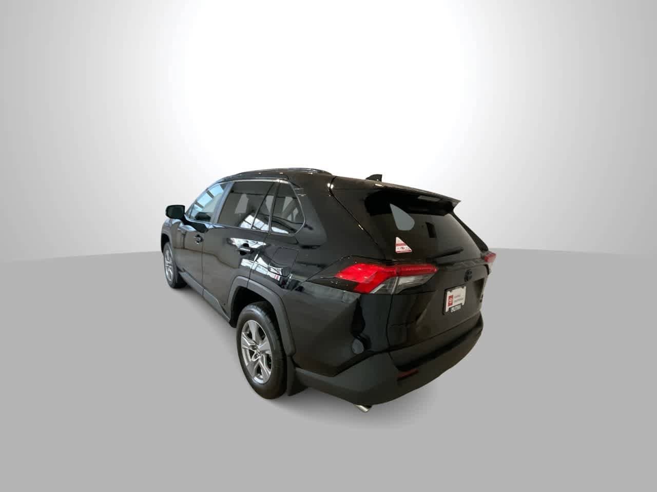 Thumbnail: 2023 Toyota RAV4 - 6