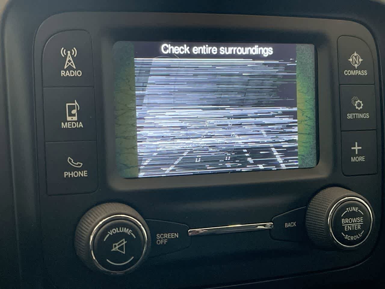 Thumbnail: 2015 Jeep Cherokee - 17