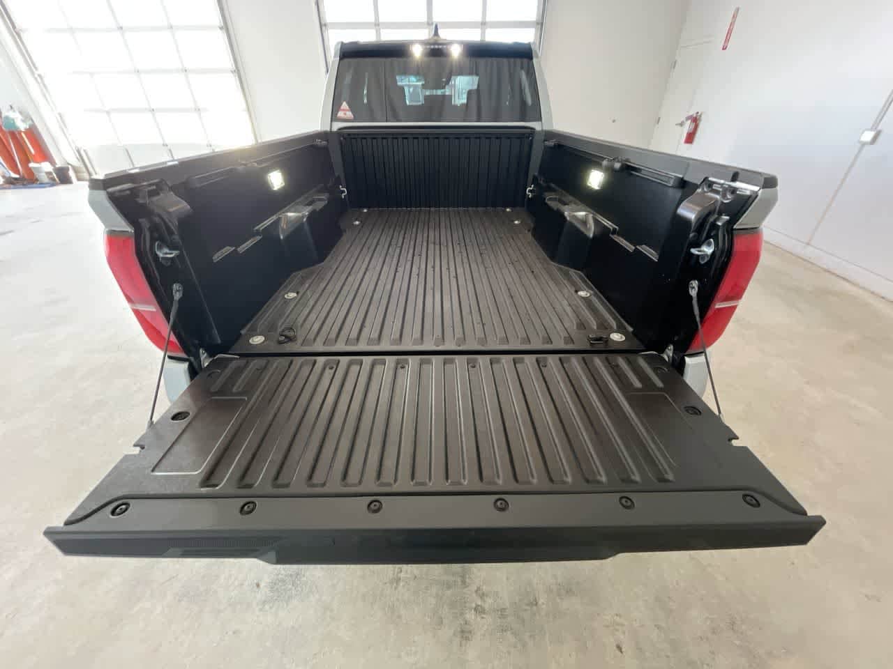2026 Toyota Tacoma SR5 - Photo 23