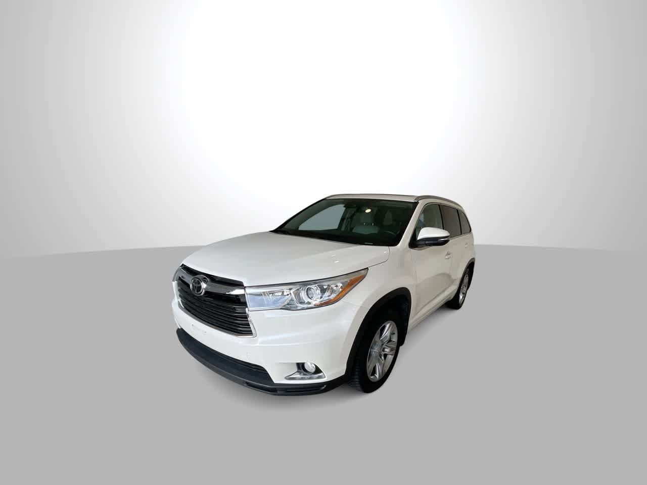 Thumbnail: 2014 Toyota Highlander - 4