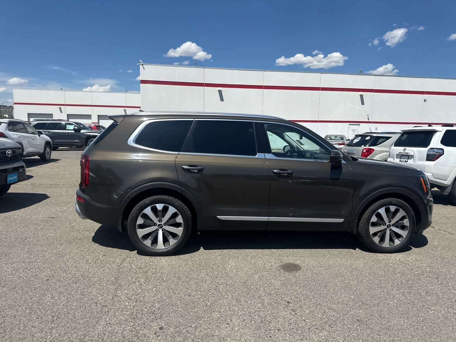 Thumbnail: 2021 Kia Telluride - 10
