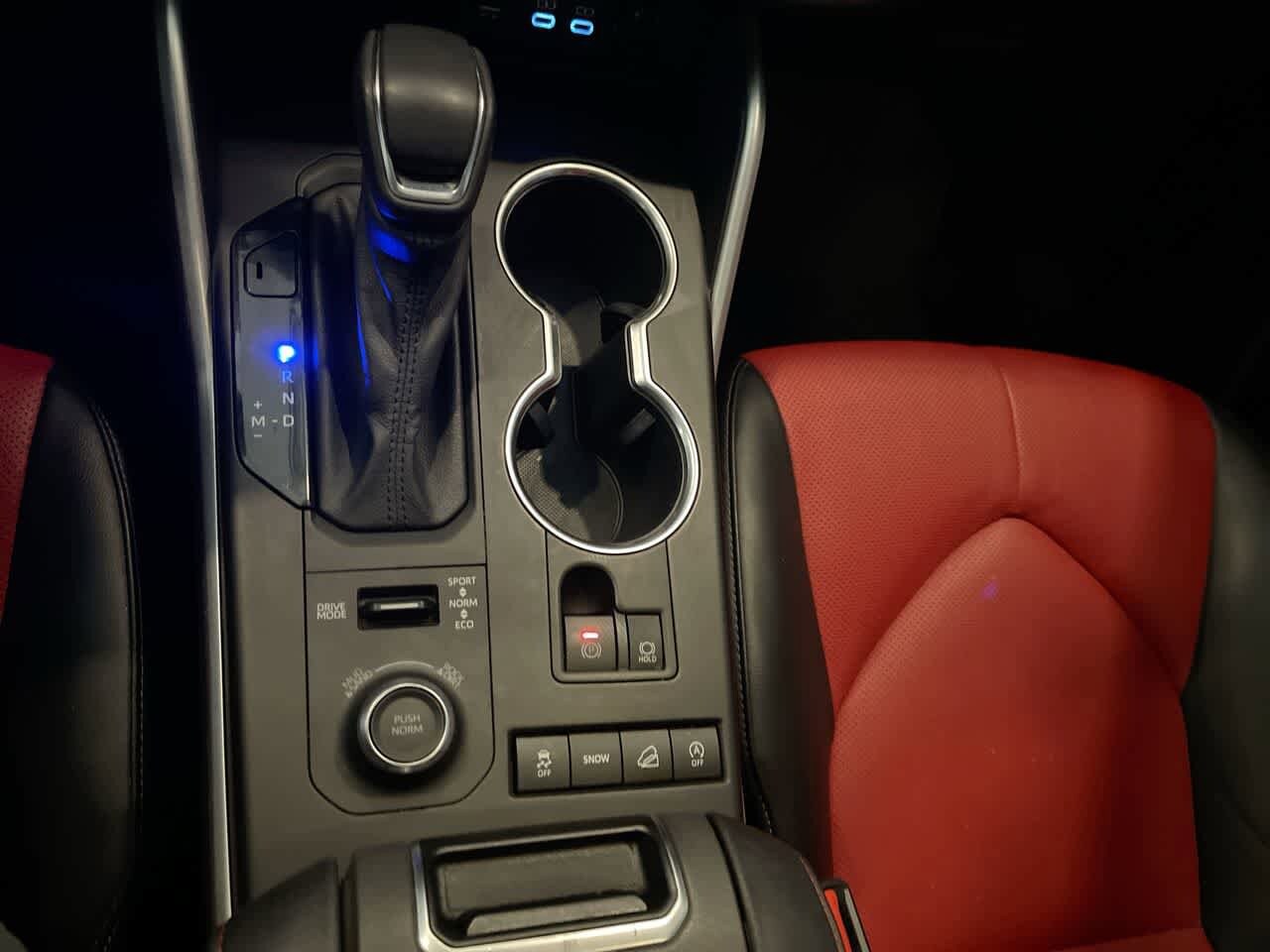 Thumbnail: 2022 Toyota Highlander - 20