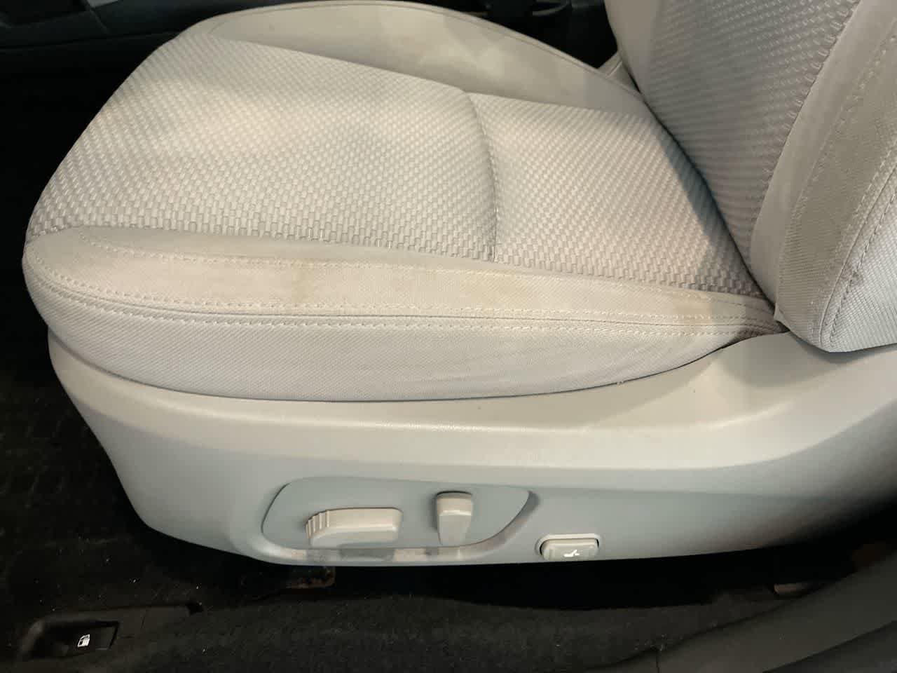 Thumbnail: 2015 Subaru Forester - 12