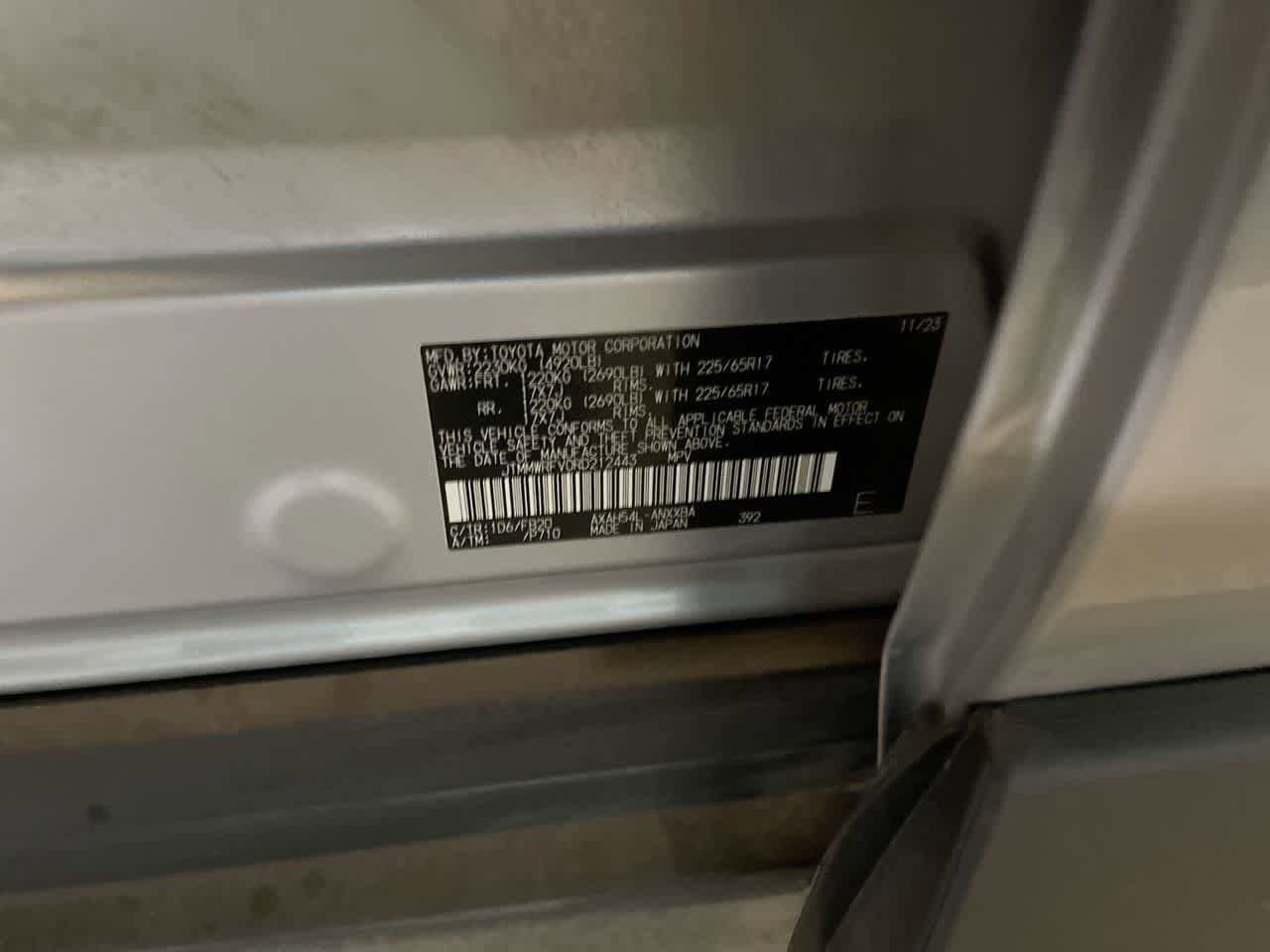 Thumbnail: 2024 Toyota RAV4 - 27