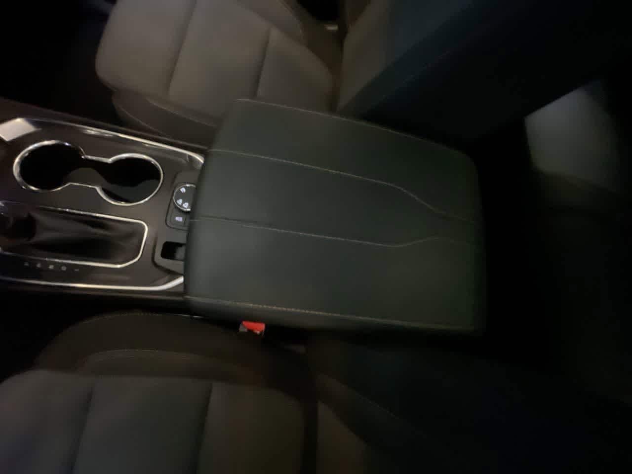 Thumbnail: 2021 Chevrolet Traverse - 21