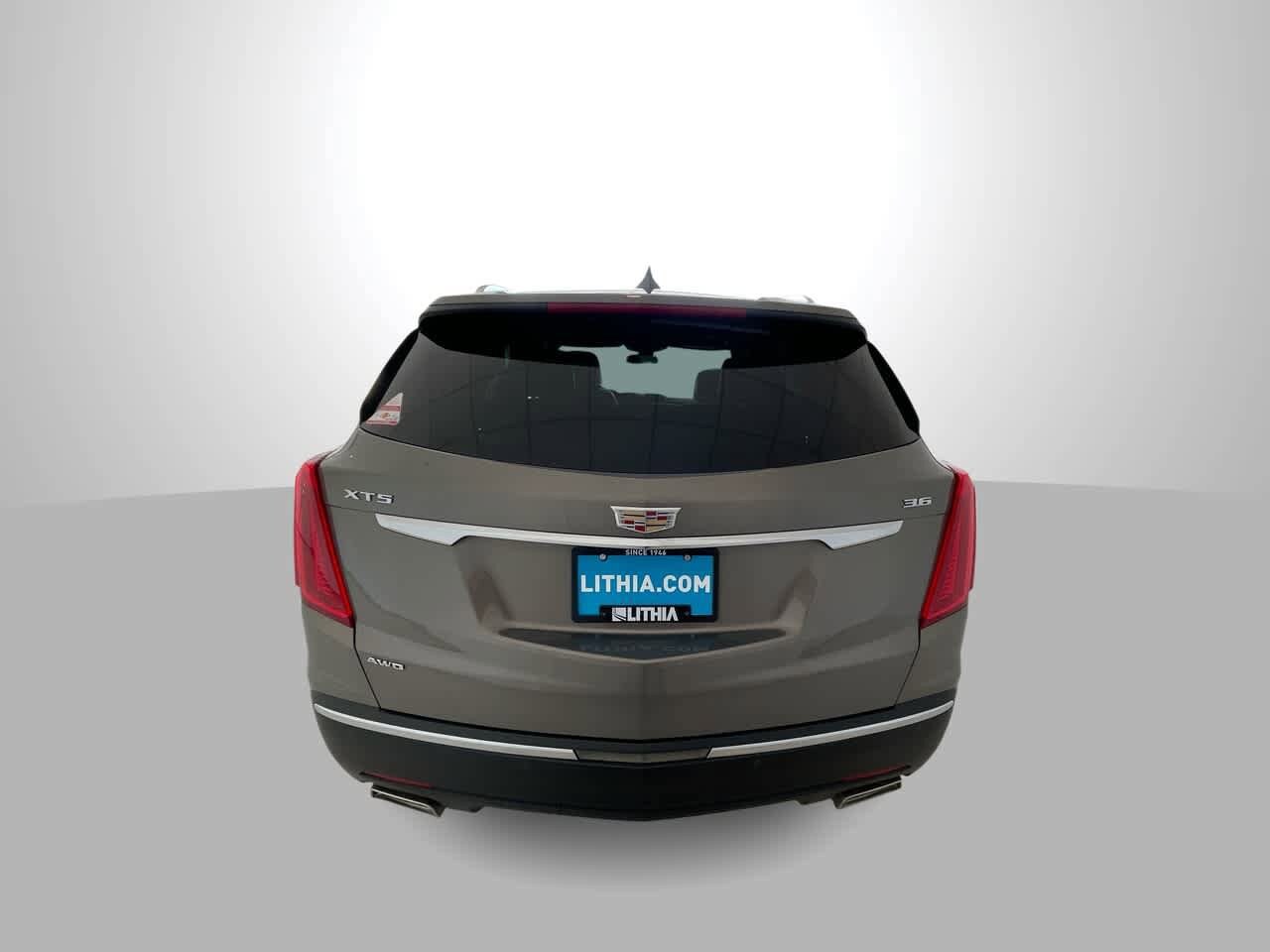 Thumbnail: 2018 Cadillac XT5 - 6