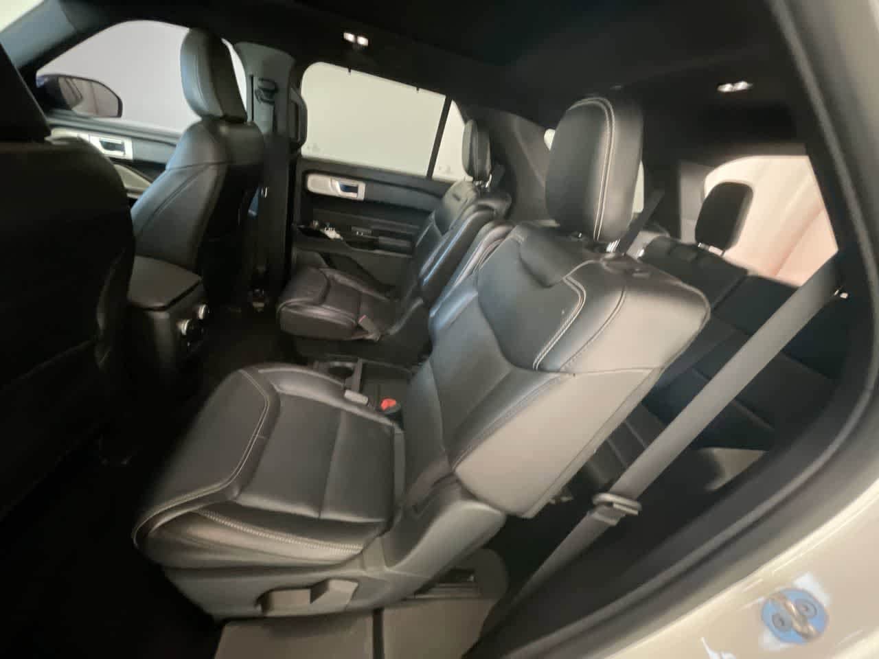 Thumbnail: 2021 Ford Explorer - 24