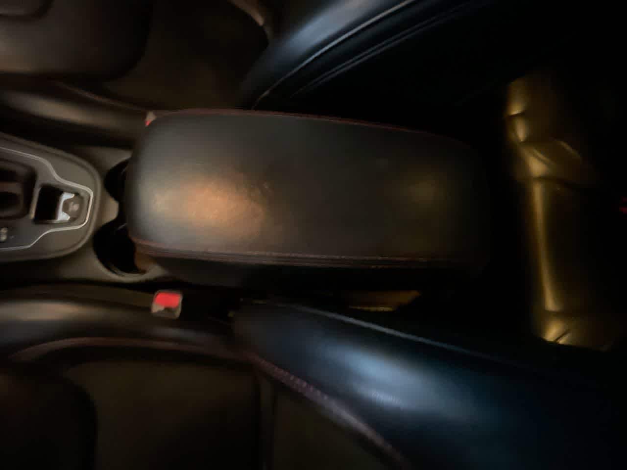 Thumbnail: 2019 Jeep Cherokee - 21