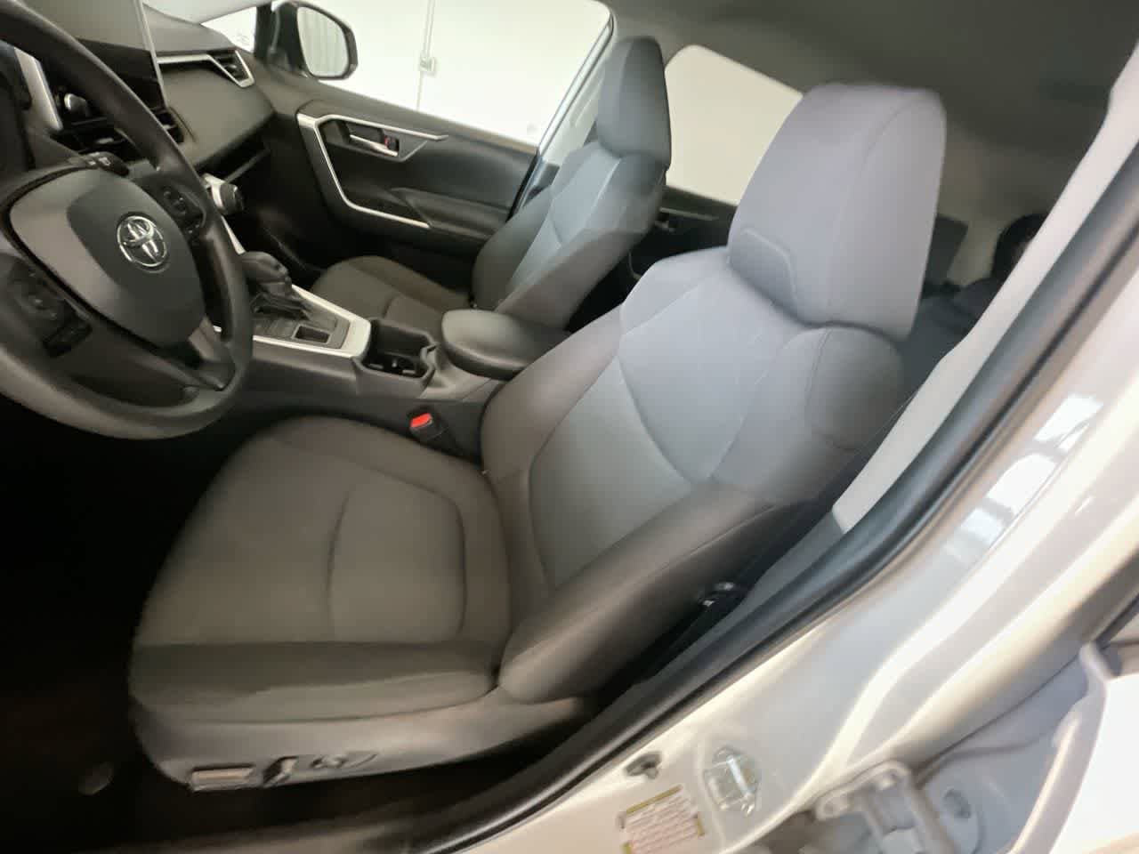 Thumbnail: 2025 Toyota RAV4 - 11