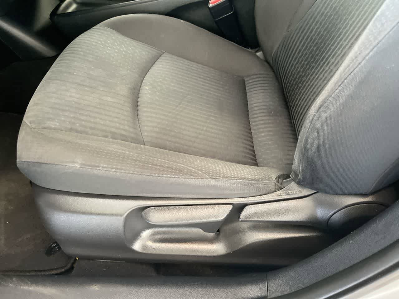 Thumbnail: 2017 Toyota Prius - 12